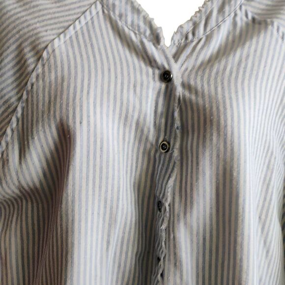 Judith March Blue and White Dolman Sleeve Dress - Picture 9 of 14